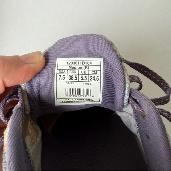 Brooks Revel 5 Women's Tie-Dye Multi-Color Knit Running Shoes Size 7.5 - Picture 13 of 13